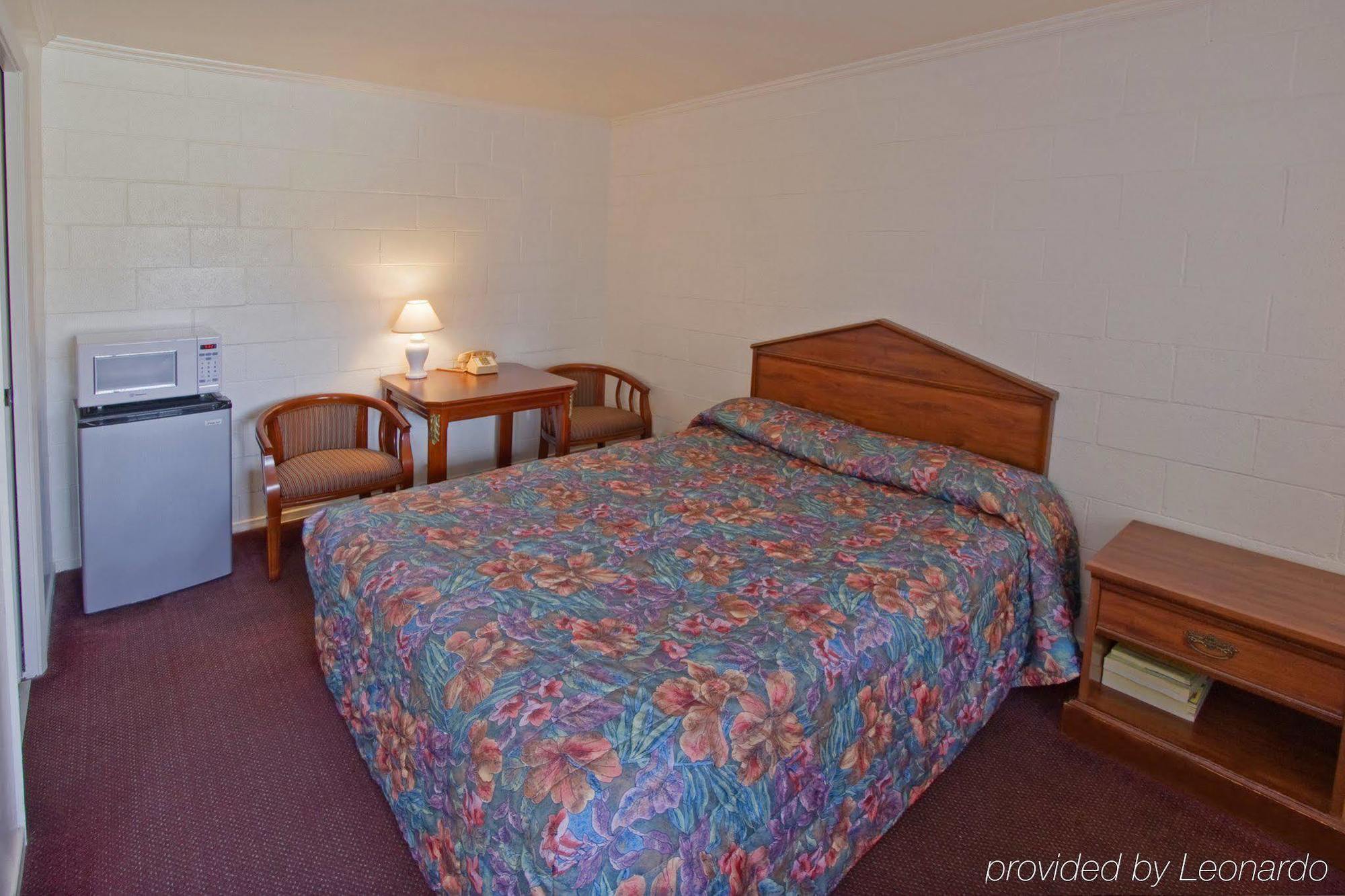 Americas Best Value Inn Oxnard-Port Hueneme Eksteriør bilde